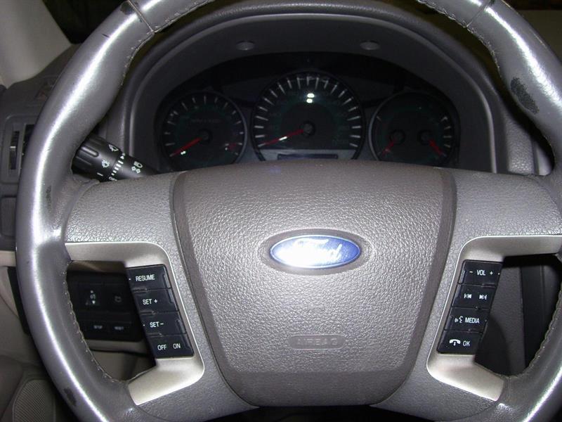 2010
Ford
Fusion